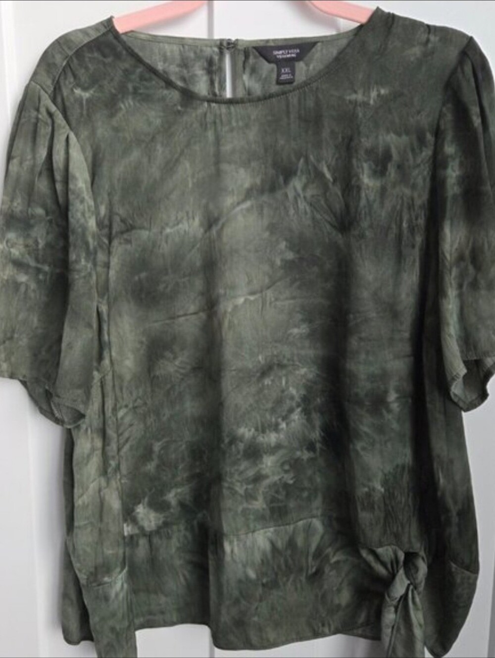 0005.  Vera Wang Blouse